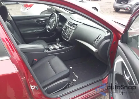 2017 Nissan Altima 2.5 Sr from USA, damaged, VIN 1N4AL3AP2HC496203